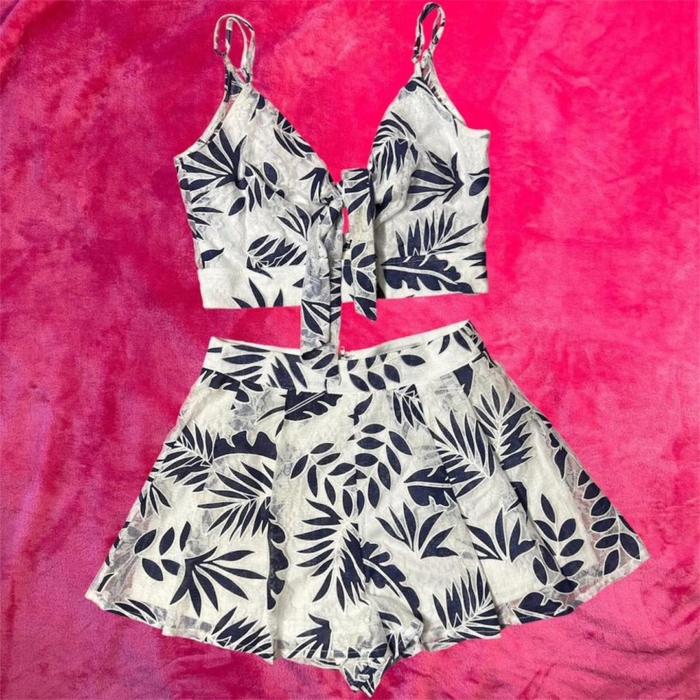 Fashion Nova Floral Set